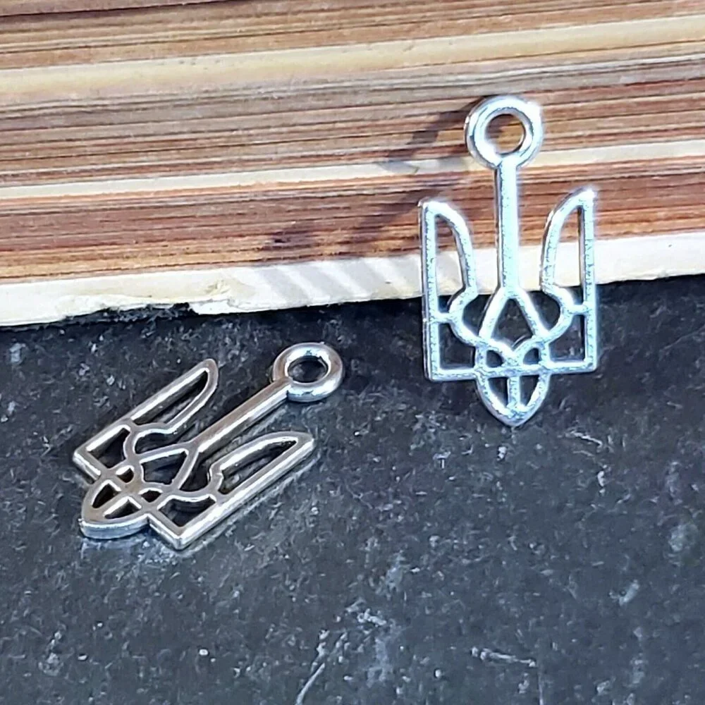 Silver Ukraine National Emblem Ukrainian Symbol 18x9mm Charms Pendants 10 pcs